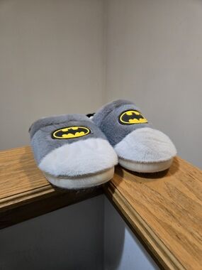 Batman Kids Grey and White Plush Slippers with Yellow Logo